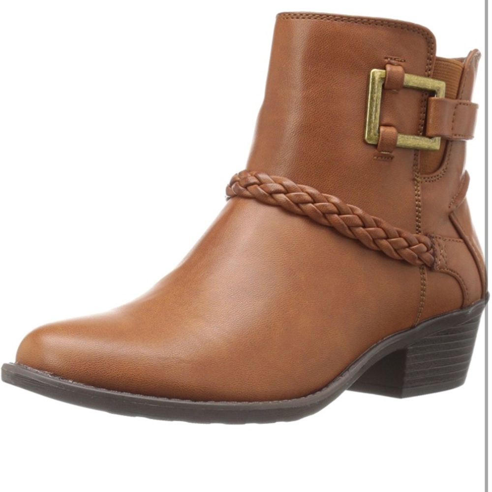 NEW Tan Booties